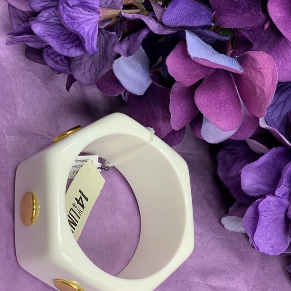 Large Geometric Bangle - Picture 2 of 4